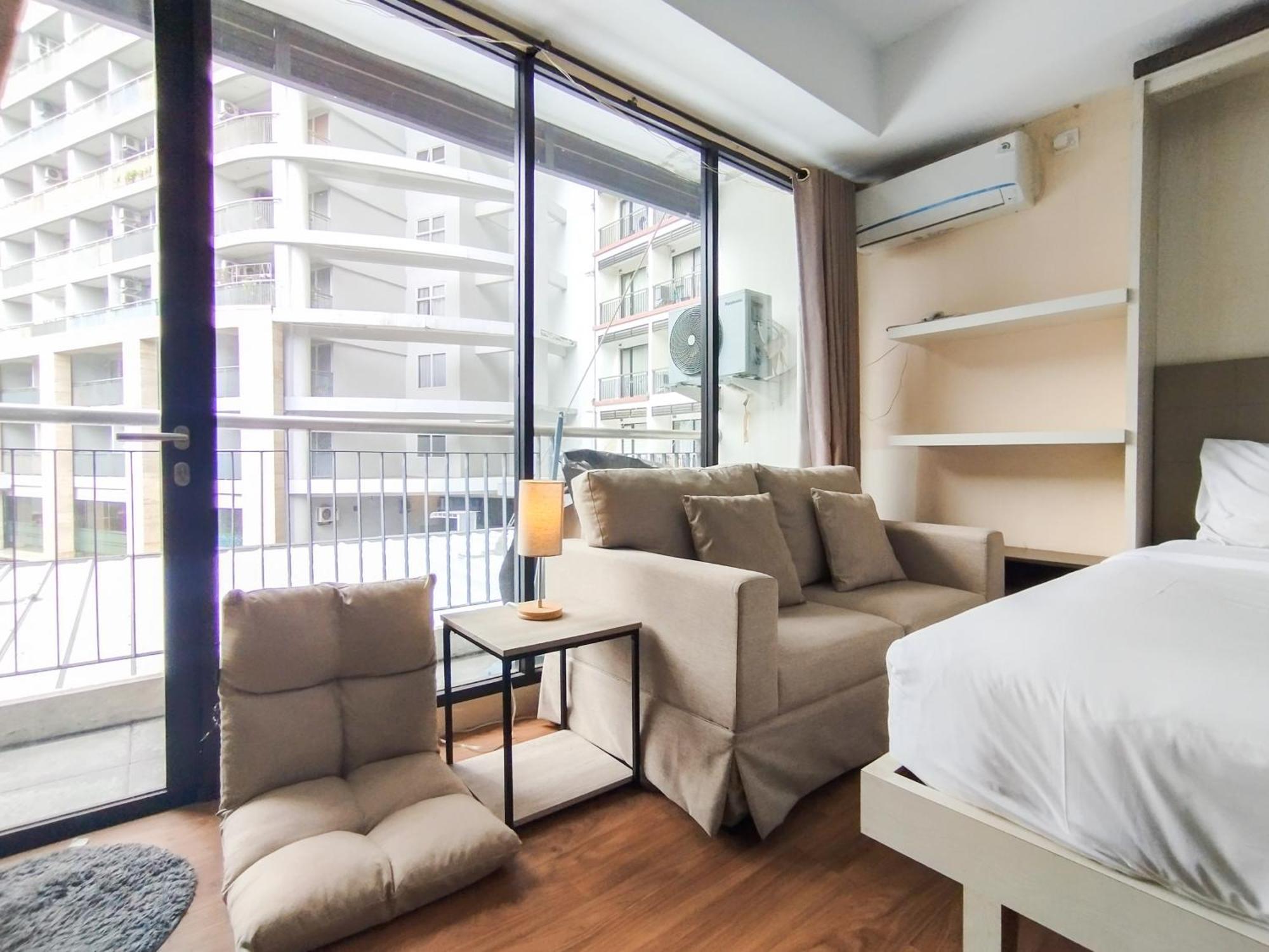 Simply And Comfy Studio Room Apartment Beverly Dago By Travelio Бандунг Екстер'єр фото